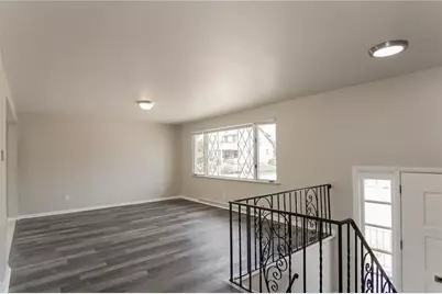 600 Indiana Ave, Monaca, PA 15061 - Photo 4