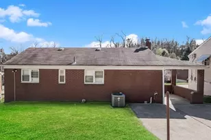 3530 Pinewood Dr, West Homestead, PA 15120 - Photo 14