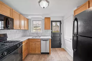 4018 Meadowbrook Blvd, Pittsburgh, PA 15227 - Photo 14