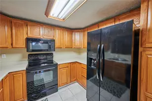 1205 Dutilh, Cranberry Township, PA 16066 - Photo 12