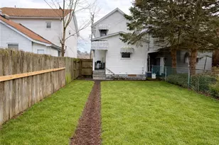 1631 3rd Ave, Arnold, PA 15068 - Photo 2