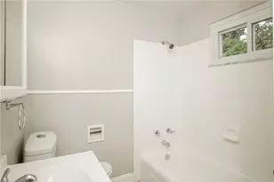 247 Golden Gate Dr, Verona, PA 15147 - Photo 12