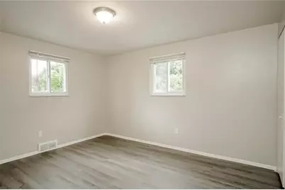 247 Golden Gate Dr, Verona, PA 15147 - Photo 10