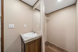 125 Laurel View Dr, Bullskin Township, PA 15666 - Photo 18