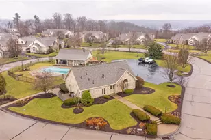 1303 Cherry Hill Dr, Collier Township, PA 15142 - Photo 26