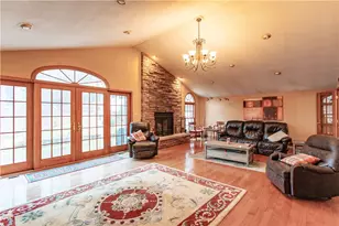 134 Kermiet Dr, Monaca, PA 15061 - Photo 10