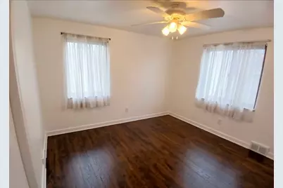 5054 Brownsville Rd, Pittsburgh, PA 15236 - Photo 14