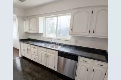 5054 Brownsville Rd, Pittsburgh, PA 15236 - Photo 6