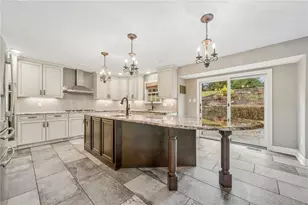 208 Murdock Way, Hempfield Township, PA 15601 - Photo 16