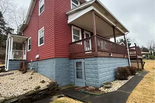 208 Woodward Ave, Brownsville, PA 15417 - Photo 10