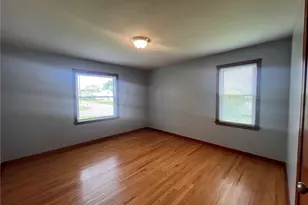948 Pryde Ave, Sharpsville, PA 16150 - Photo 12