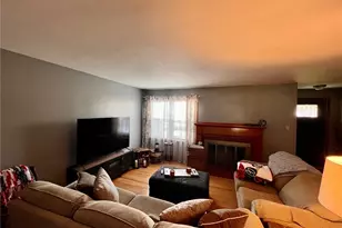 948 Pryde Ave, Sharpsville, PA 16150 - Photo 4