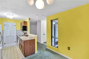 61 Strawberry Ln, Marshall, PA 15090 - Photo 2