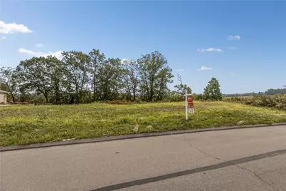 53 Ridgewood Dr, Cecil, PA 15057 - Photo 2