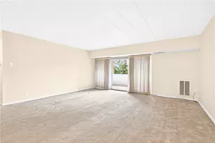 55 Highland Rd, Bethel Park, PA 15102 - Photo 14