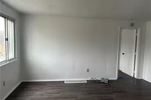 203 Rodilin Dr, Pittsburgh, PA 15235 - Photo 2