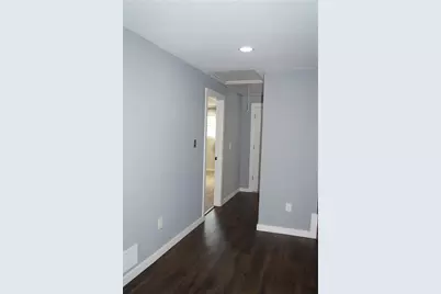 412 Jane St, Jeannette, PA 15644 - Photo 12