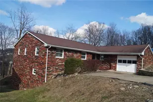 412 Jane St, Jeannette, PA 15644 - Photo 2