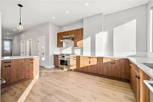 527 Grandview Ave, Pittsburgh, PA 15211 - Photo 16