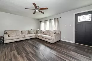 157 Clever Rd, Kennedy Township, PA 15136 - Photo 10