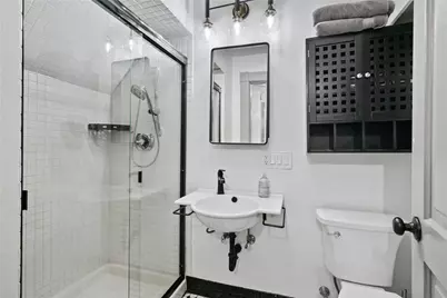 5615 Howe St, Pittsburgh, PA 15232 - Photo 16