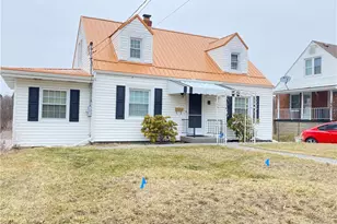 11 Washington Dr, Monessen, PA 15062 - Photo 2