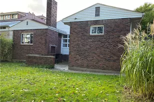 320 Charles Ave, New Kensington, PA 15068 - Photo 16