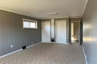 320 Charles Ave, New Kensington, PA 15068 - Photo 8