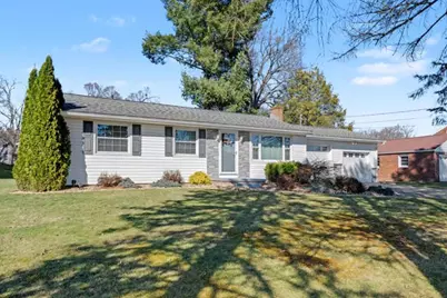 106 W Elizabeth St, Neshannock Township, PA 16105 - Photo 2