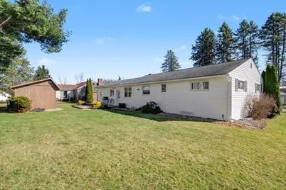 106 W Elizabeth St, Neshannock Township, PA 16105 - Photo 4