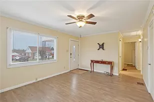 1613 Wooley Ave, New Castle, PA 16101 - Photo 12