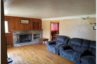 1139 Spruce St, Greensburg, PA 15601 - Photo 4