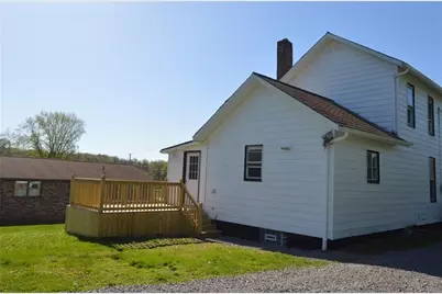 1701 Old Butler Rd, Shenango Township, PA 16101 - Photo 12