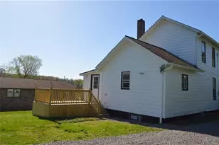 1701 Old Butler Rd, Shenango Township, PA 16101 - Photo 12