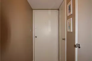 5728 Elwood St, Pittsburgh, PA 15232 - Photo 2