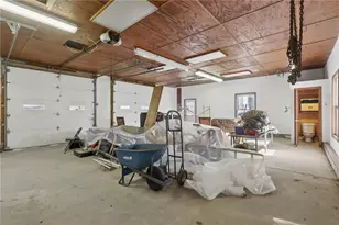 2549 W Hardies Rd, Hampton, PA 15044 - Photo 24