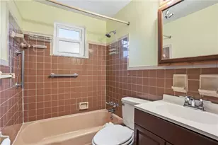 1211 Irene Ln, Pittsburgh, PA 15236 - Photo 12