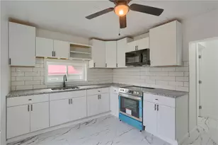 1222 Randolph St, New Castle, PA 16101 - Photo 2