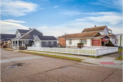 2195 Lenz Ave, Ambridge, PA 15003 - Photo 4