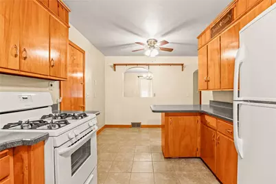 403 Rebecca St, Somerset Township, PA 15501 - Photo 10