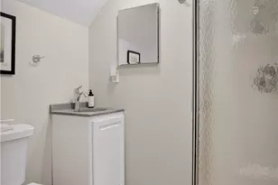 625 Ray Dr, Carnegie, PA 15106 - Photo 26