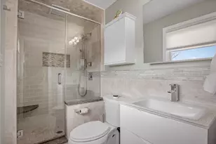 625 Ray Dr, Carnegie, PA 15106 - Photo 16