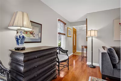 625 Ray Dr, Carnegie, PA 15106 - Photo 4