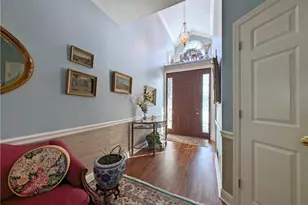 502 Independence Ct, Valencia, PA 16059 - Photo 4