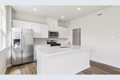 379 Leslie Farms Dr., Connoquenessing Boro, PA 16033 - Photo 10