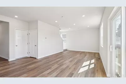 379 Leslie Farms Dr., Connoquenessing Boro, PA 16033 - Photo 6