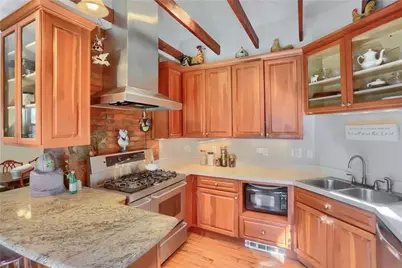 450 Kilbourne St, Pittsburgh, PA 15207 - Photo 2