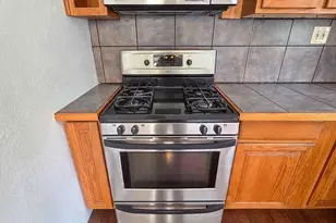 610 Dawson St, Wall Boro, PA 15148 - Photo 10