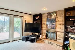 460 Woodland Hills Dr, Pittsburgh, PA 15235 - Photo 12