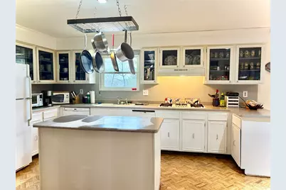 460 Woodland Hills Drive, Pittsburgh, PA 15235 - Photo 16